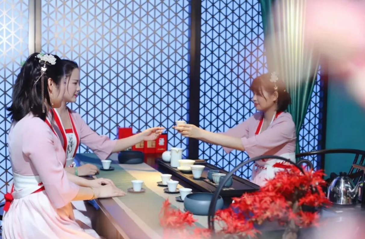 广东试了武汉精油足疗油压桑拿，养生群体的福地